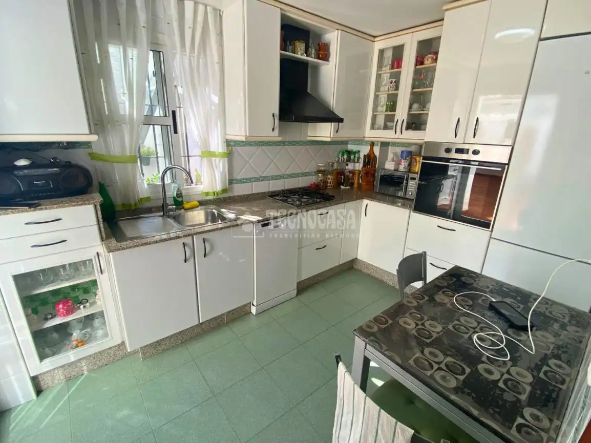 Kitchen of Houses for sale in Chiclana de la Frontera  with Air Conditioner