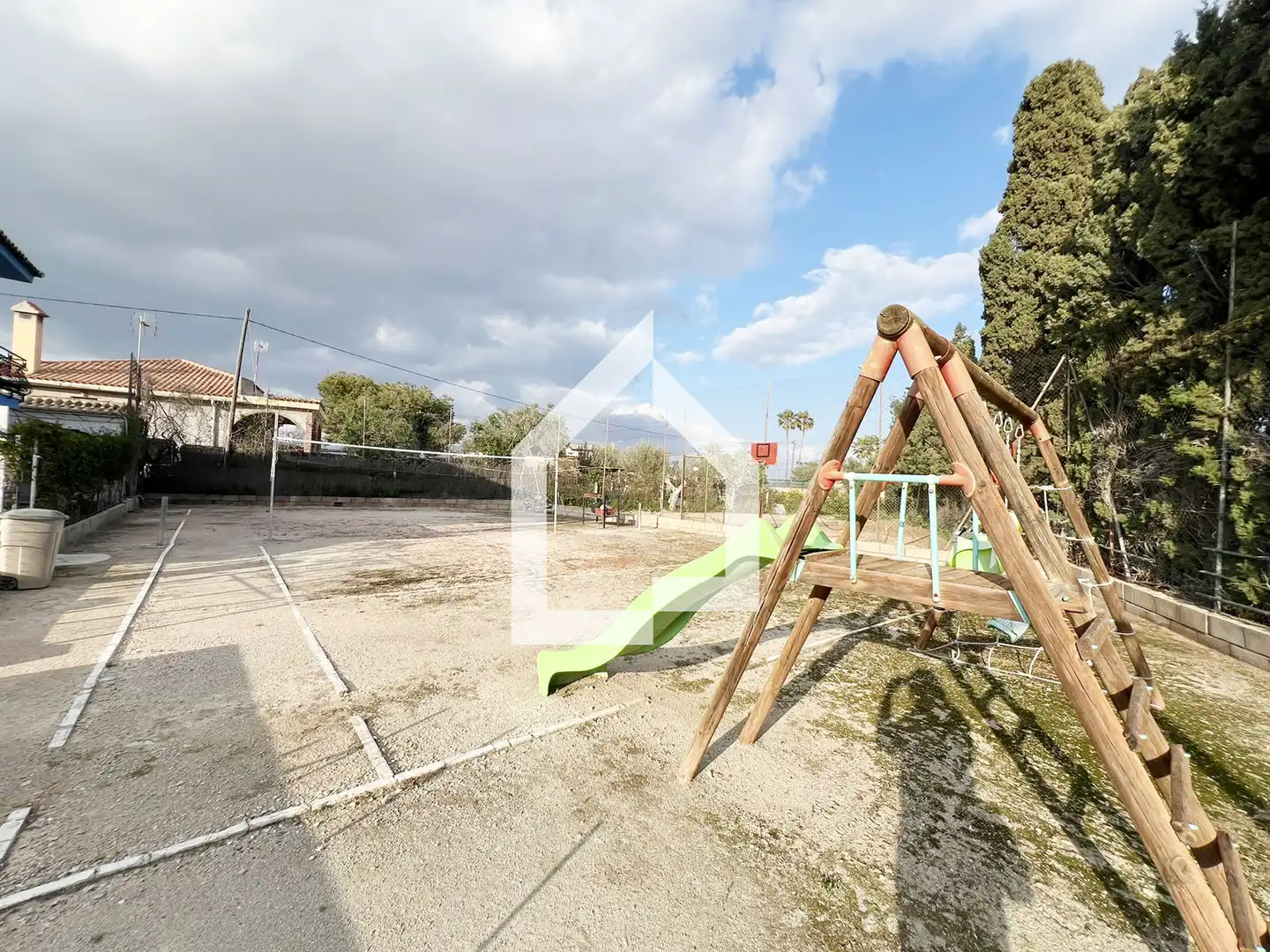 Casa o chalet en venta en San Vicente del Raspeig / Sant Vicent del Raspeig con Jardín privado, Terraza y Trastero