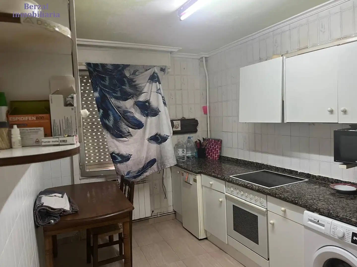 Cuina de Casa o xalet en venda en Fuenmayor amb Calefacció, Terrassa i Traster