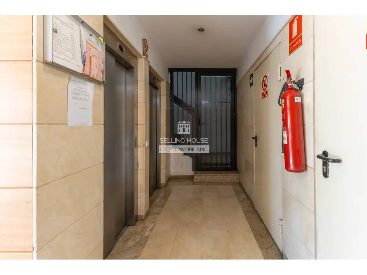 Wohnung zum Verkauf in Valencia mit Klimaanlage, Heizung und Parkett