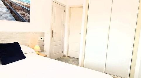 Foto 2 de Piso de alquiler en Pedreña, Roquetas Pueblo, Almería
