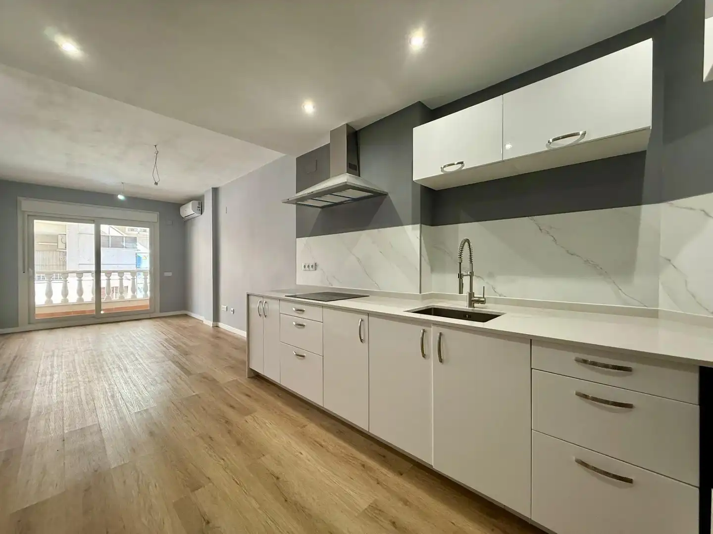 Apartment with lift for sale in La Mata, imagen 2