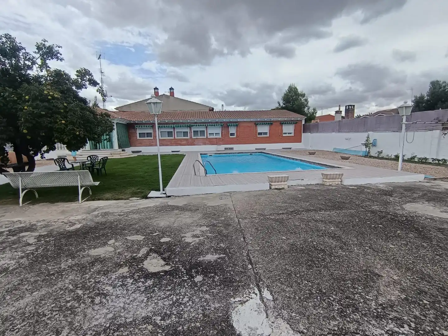 Chalet con piscina en venta en Viana de Cega, imagen 9