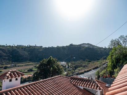 Exterior view of Single-family semi-detached for sale in Las Palmas de Gran Canaria  with Terrace, Storage room and Furnished