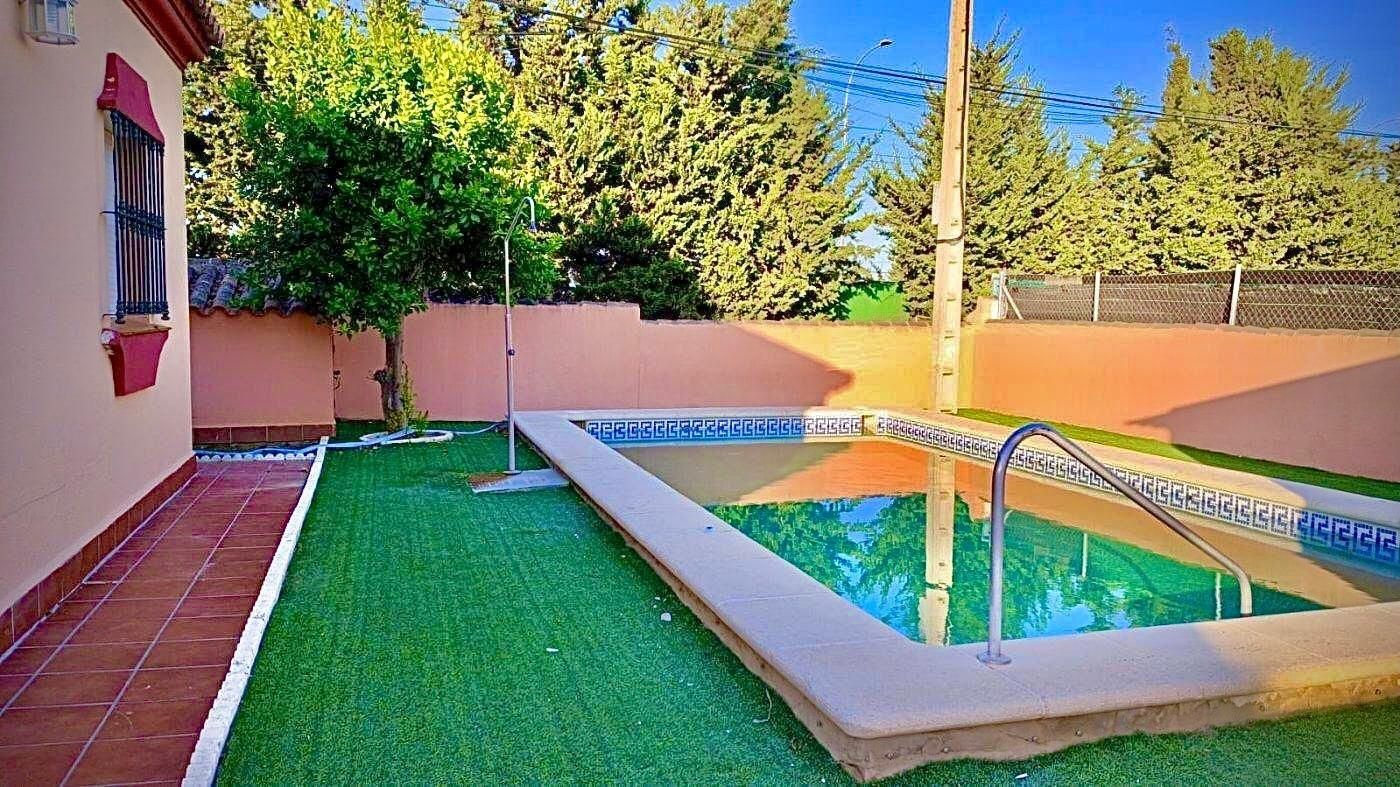 Swimming pool of House or chalet for sale in Chiclana de la Frontera  with Swimming Pool