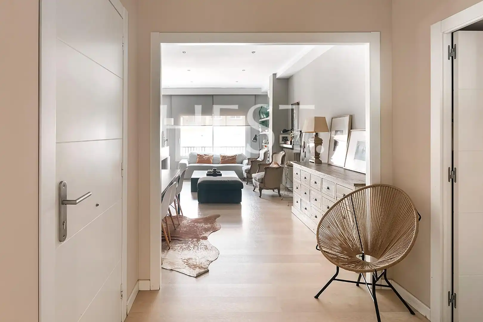 Sala de estar de Piso en venta en Barcelona con Calefacción, Parquet y Trastero