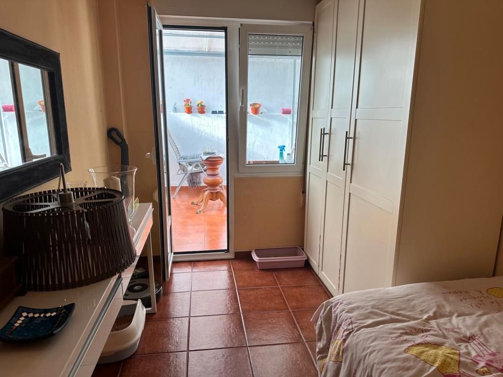 Habitación de Piso en venta en Gijón  con Terraza, Amueblado y Horno