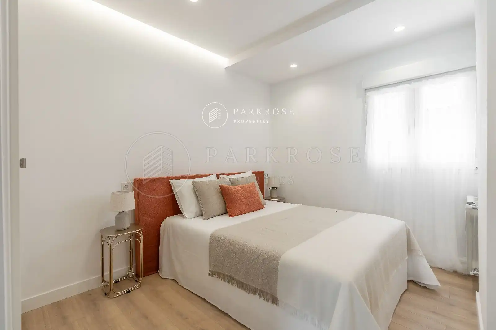 Bedroom of Flat for sale in Madrid  with Air Conditioner, Heating and Terrace