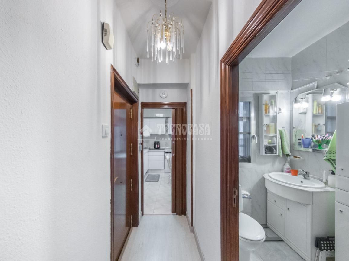 Flat for sale in  Madrid Capital  with Air Conditioner and Heating