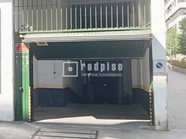 Parking de Garaje en venta en Madrid
