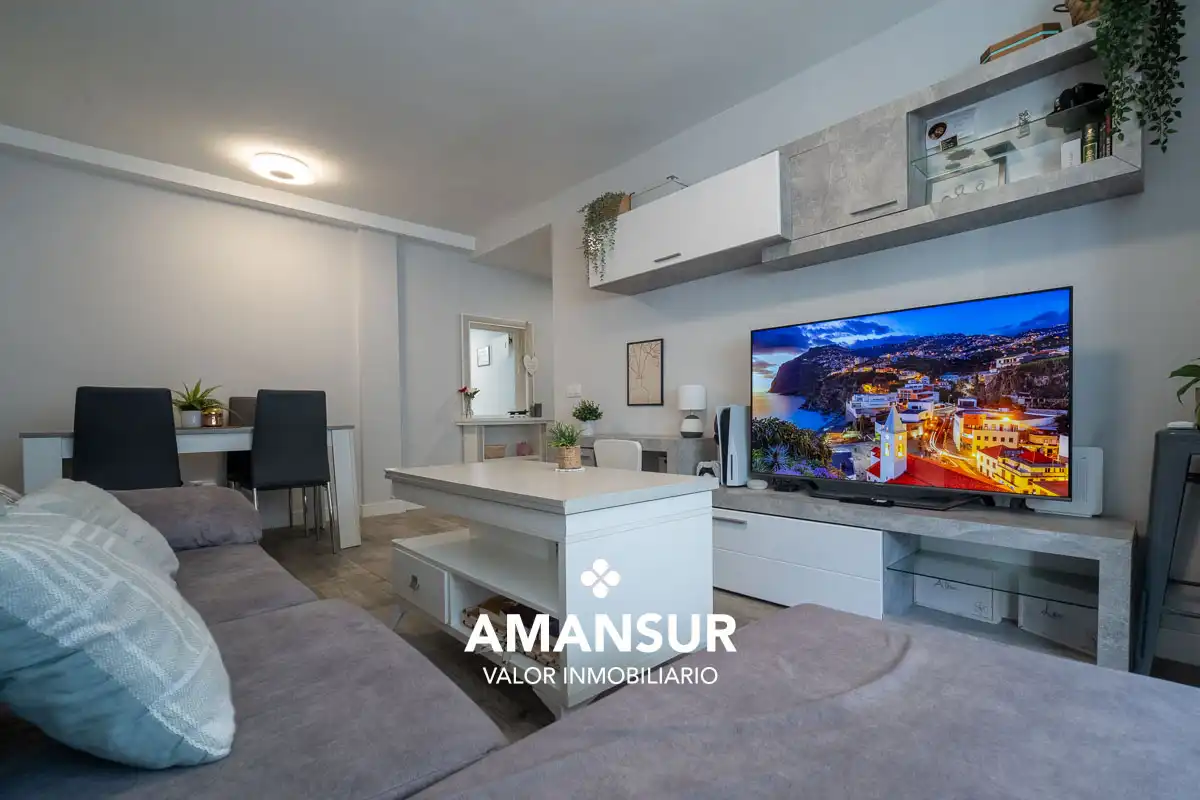 Flat for sale in Plaza Dulcinea, Nuevo Parque - Los Rosales - Tráfico Pesado