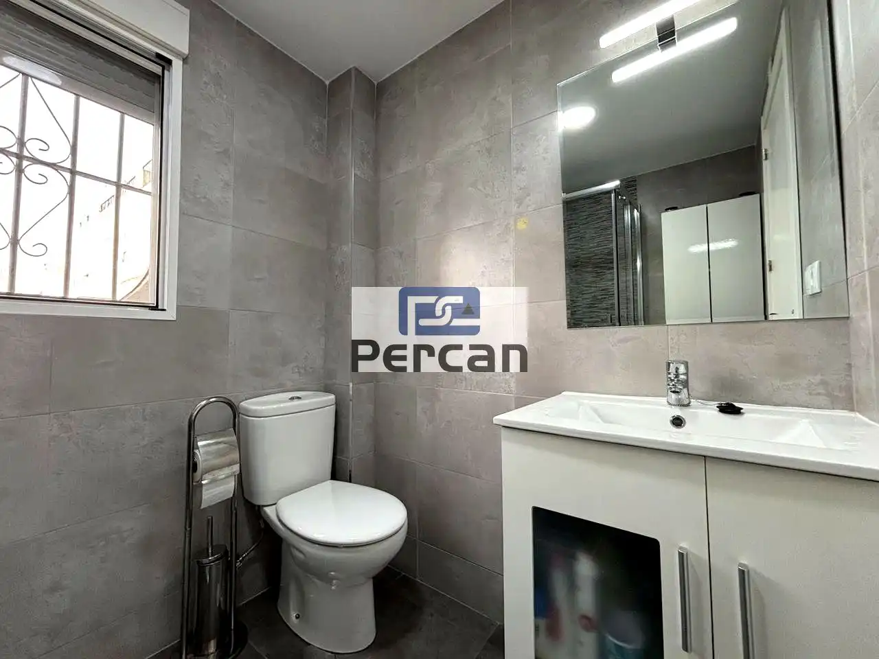 Bathroom of Houses for sale in El Campello  with Air Conditioner, Terrace and Furnished