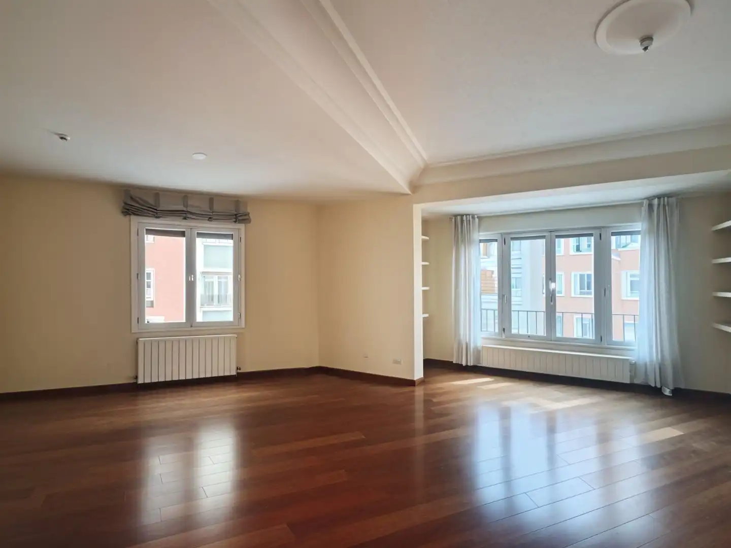 Sala de estar de Piso en venta en Zaragoza con Aire acondicionado, Calefacción y Trastero