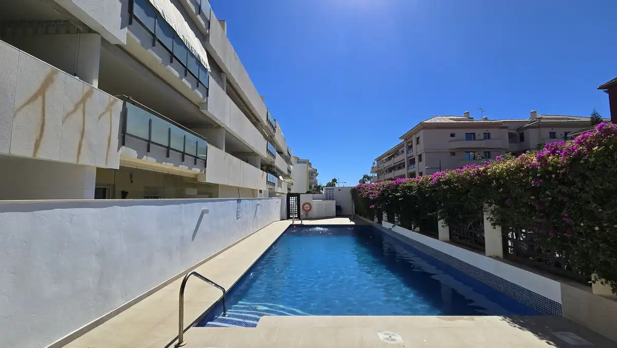 Swimming pool of Apartments for rent in Marbella  with Air Conditioner, Terrace and Community pool