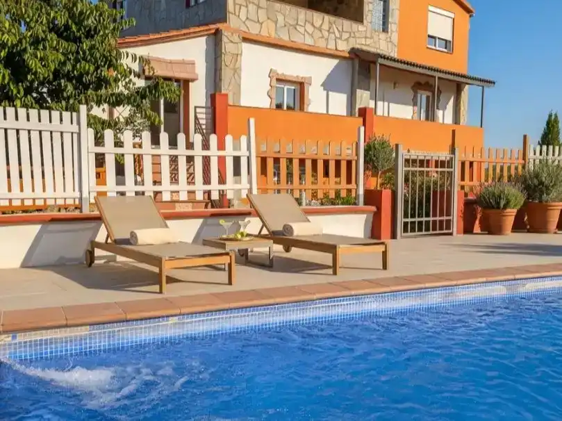 Piscina de Pis en venda en Pontons amb Piscina i Balcó