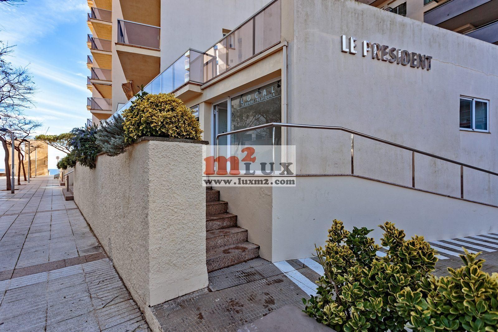 Exterior view of Office for sale in Castell-Platja d'Aro