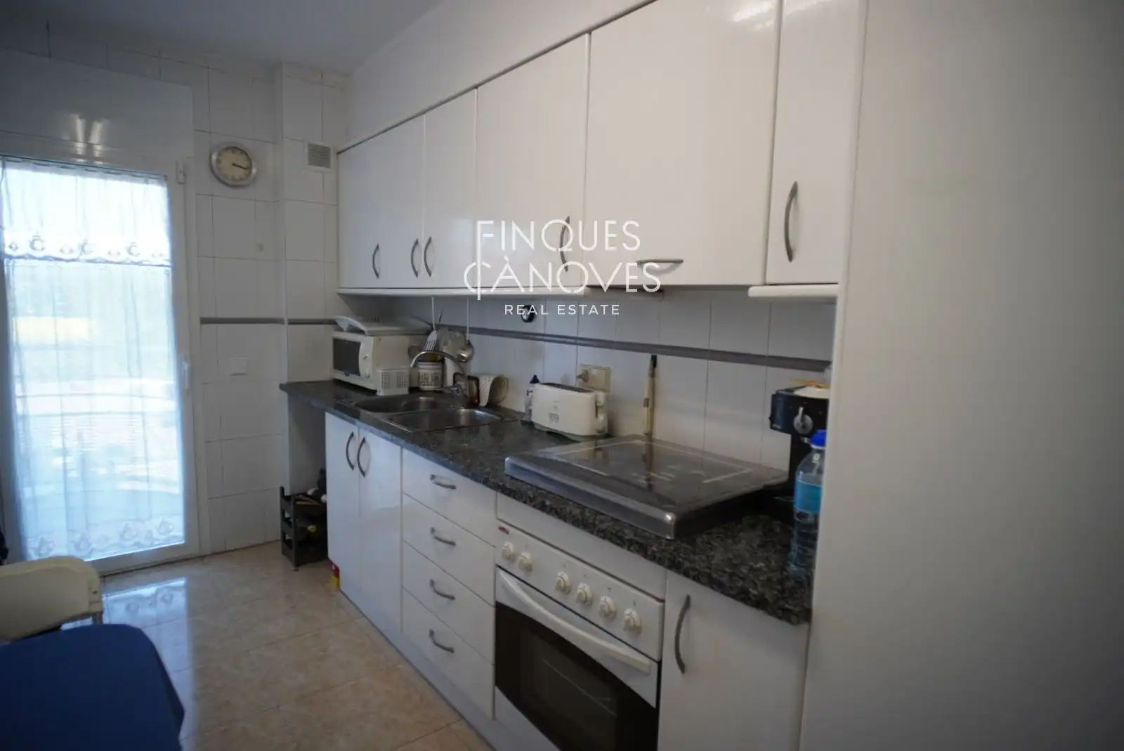 Kitchen of Flat for sale in Girona  with Heating, Terrace and Furnished