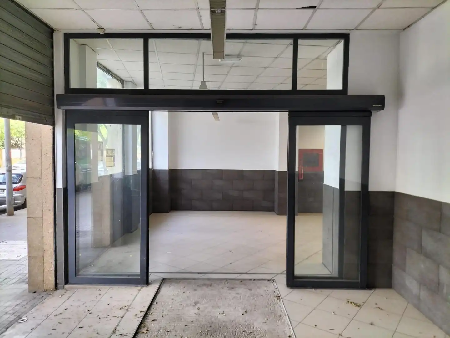 Local comercial de lloguer a Sur, imagen 2