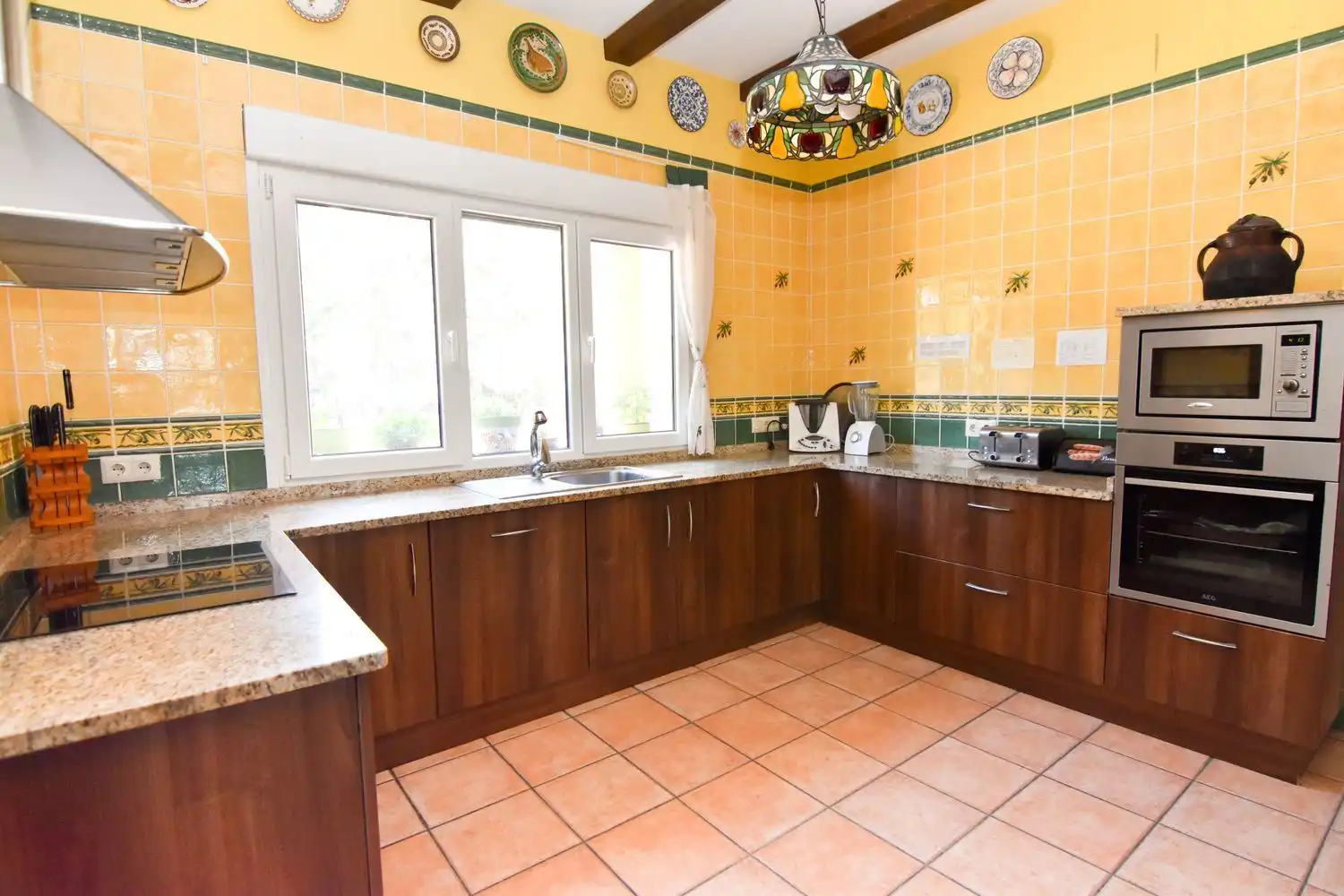 Cocina de Finca rústica en venta en Navalcarnero con Jardín privado, Terraza y Trastero