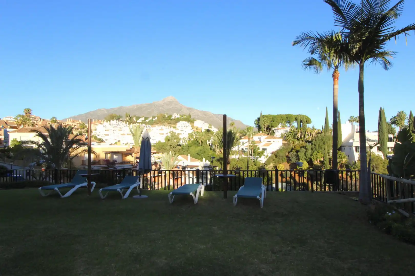 Casa a schiera con terrazza in vendita a Nueva Andalucía, imagen 16