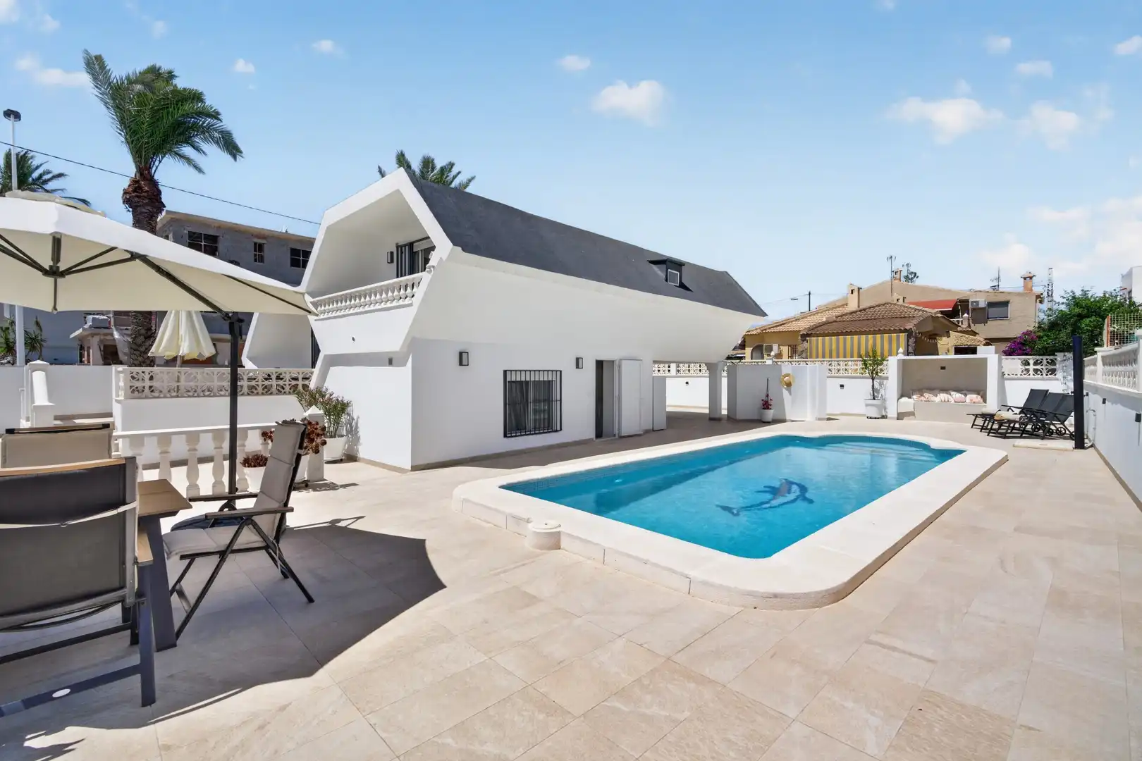 Chalet con terraza en venta en Playa de los Locos, imagen 2
