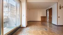 Flat for sale in  Madrid Capital  with Heating