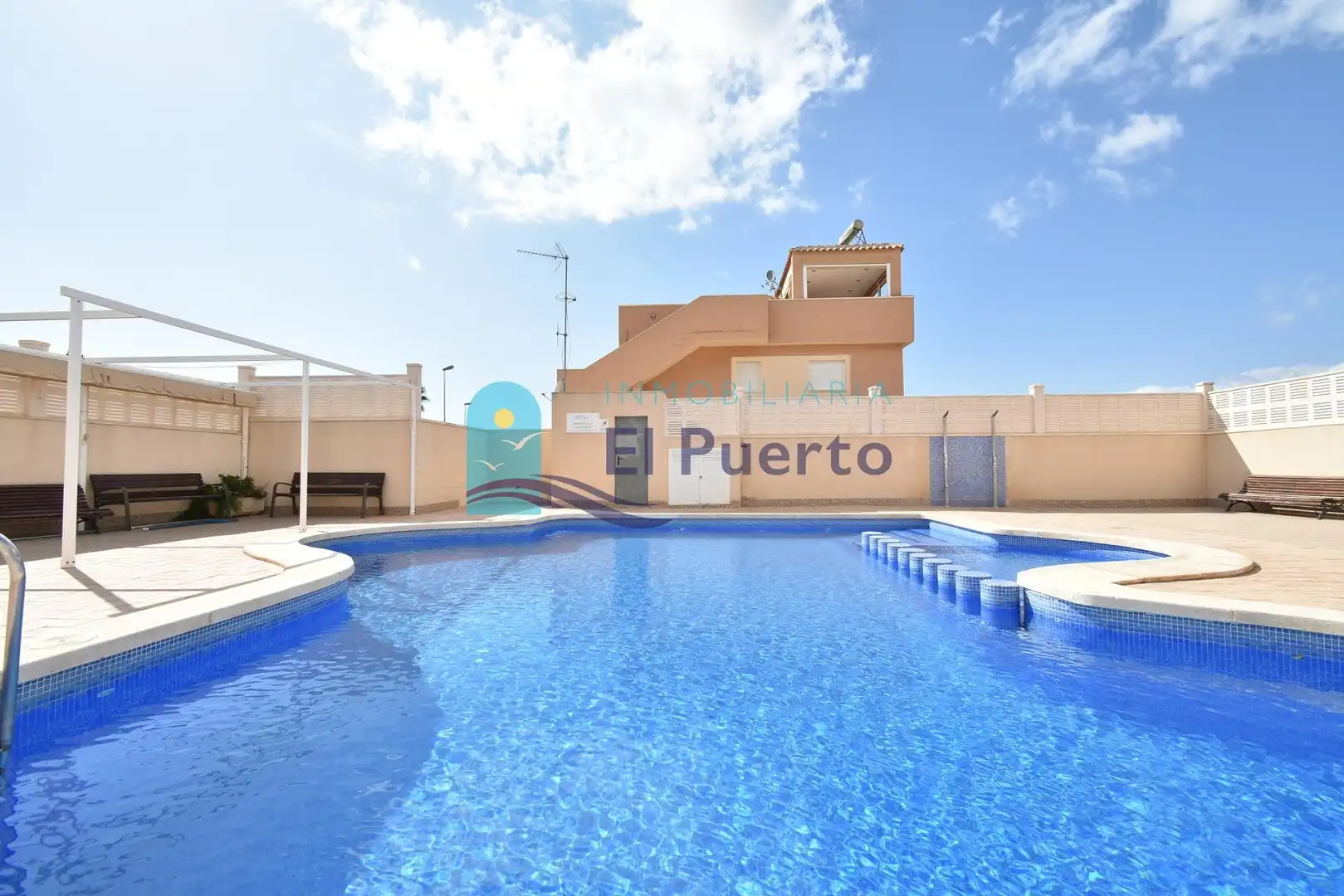 Attic for sale in El Alamillo