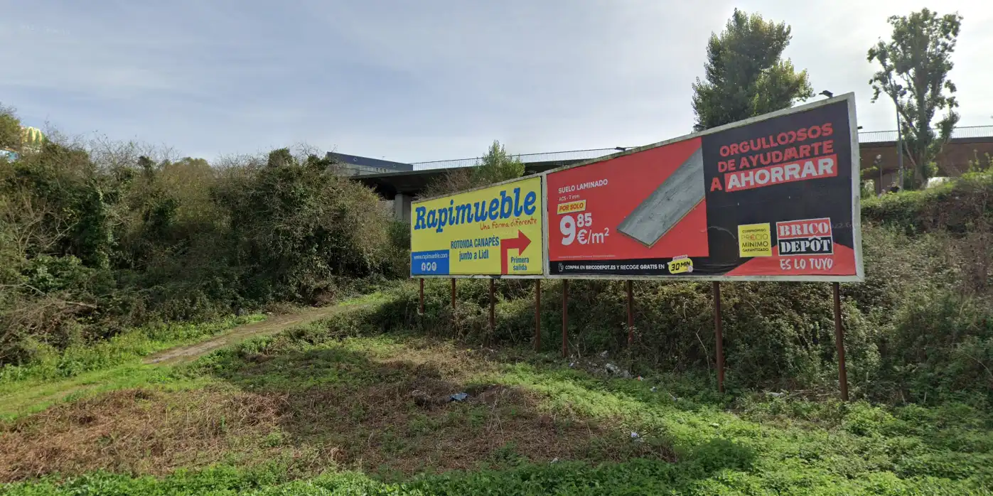 Terreny industrial en venda en Avilés