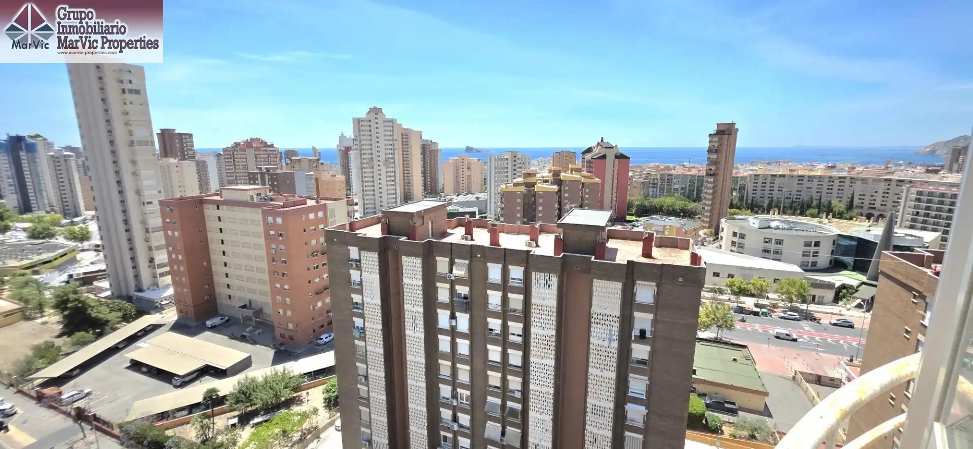 Vista exterior de Apartamento en venta en Benidorm con Aire acondicionado, Terraza y Amueblado