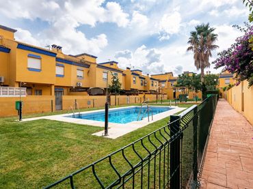 Casa a schiera con piscina in vendita a Sierra de Yeguas