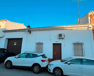 Exterior view of Single-family semi-detached for sale in Carrión de los Céspedes