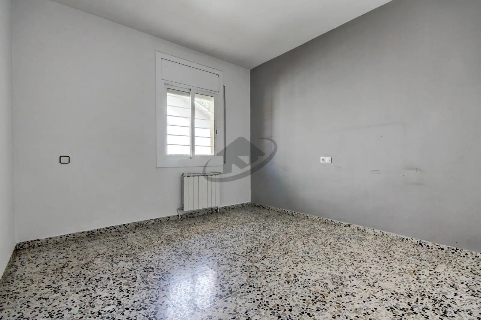 Schlafzimmer von Haus oder Chalet zum Verkauf in Barberà del Vallès mit Heizung, Privatgarten und Terrasse