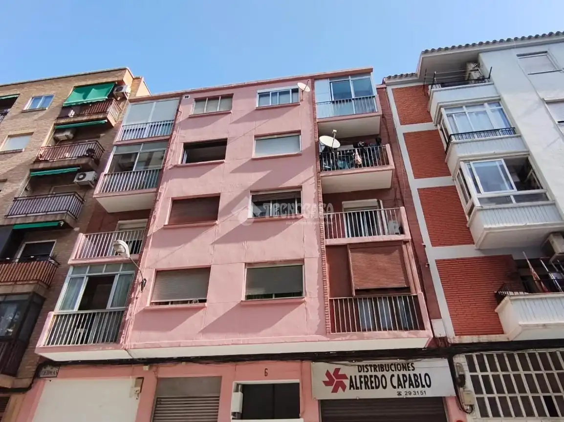 Exterior view of Flat for sale in Zaragoza  with Air Conditioner and Heating