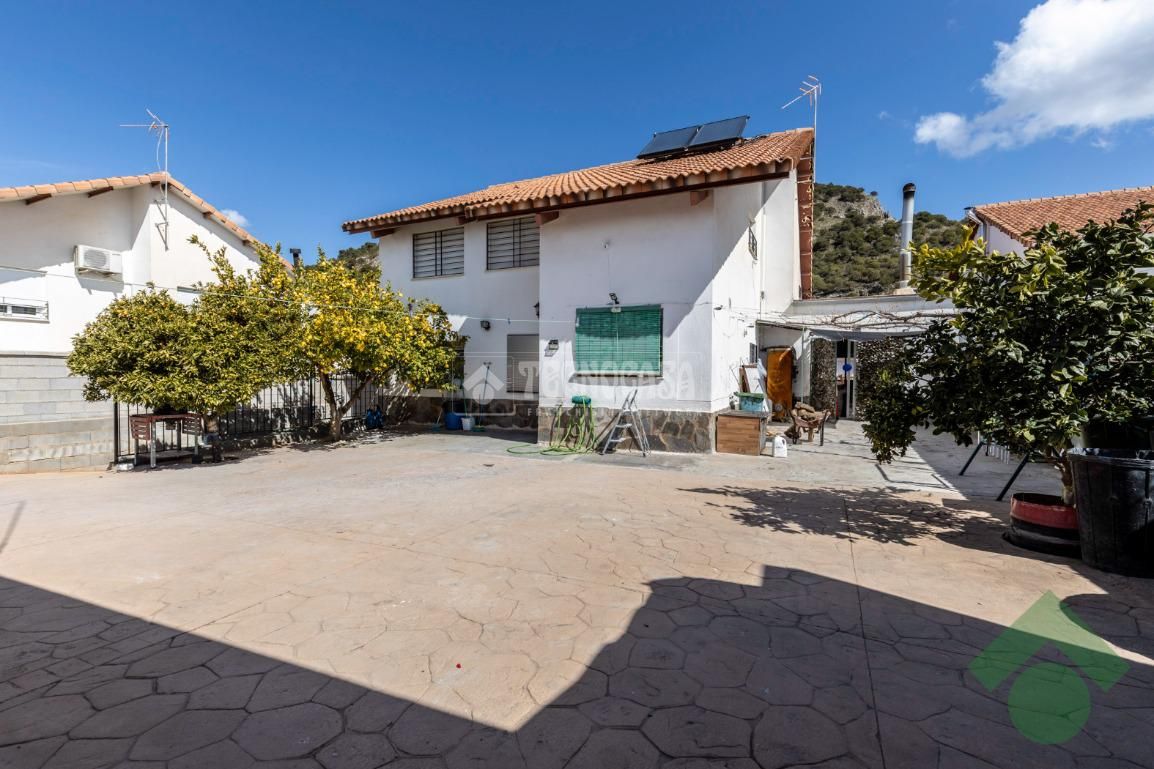 Exterior view of House or chalet for sale in Nívar  with Air Conditioner, Heating and Alarm