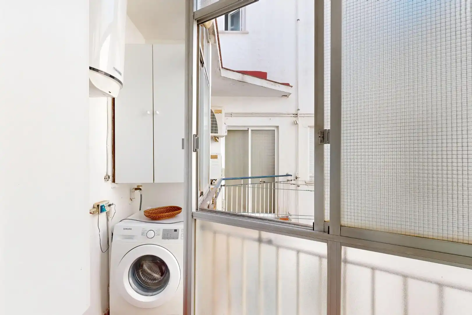 Flat with terrace for sale in Calle JUAN FERNANDEZ 4, imagen 59