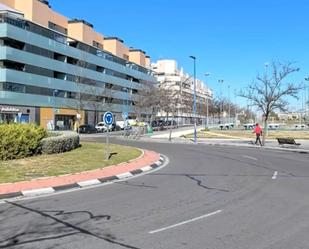 Vista exterior de Pis en venda en Leganés amb Terrassa i Balcó
