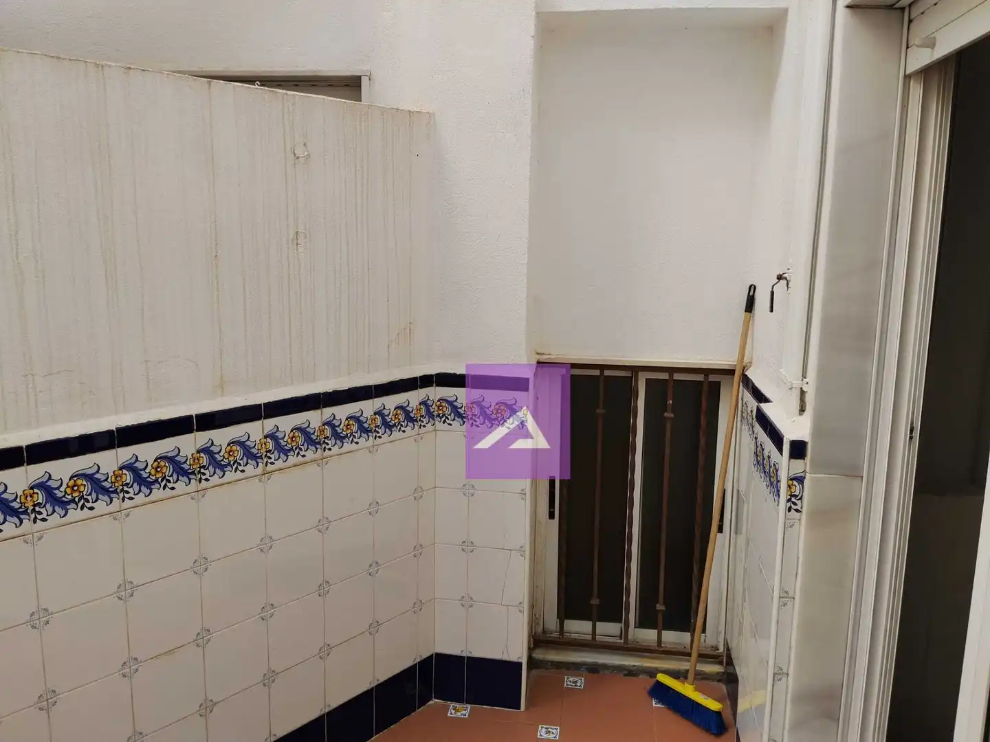 Bany de Pis en venda en Algemesí amb Terrassa i Balcó