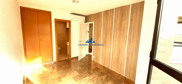 Piso en Alquiler en CARDENAL BENLLOCH en Albors