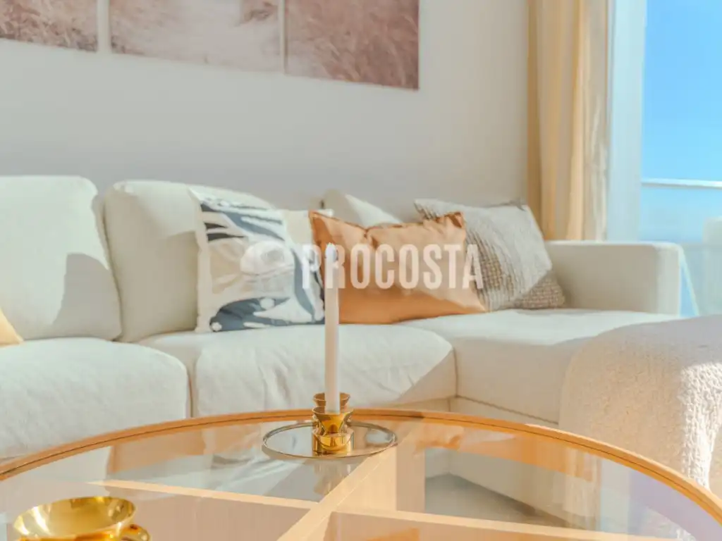 Sala d'estar de Casa adosada en venda en Almuñécar amb Aire condicionat, Calefacció i Terrassa