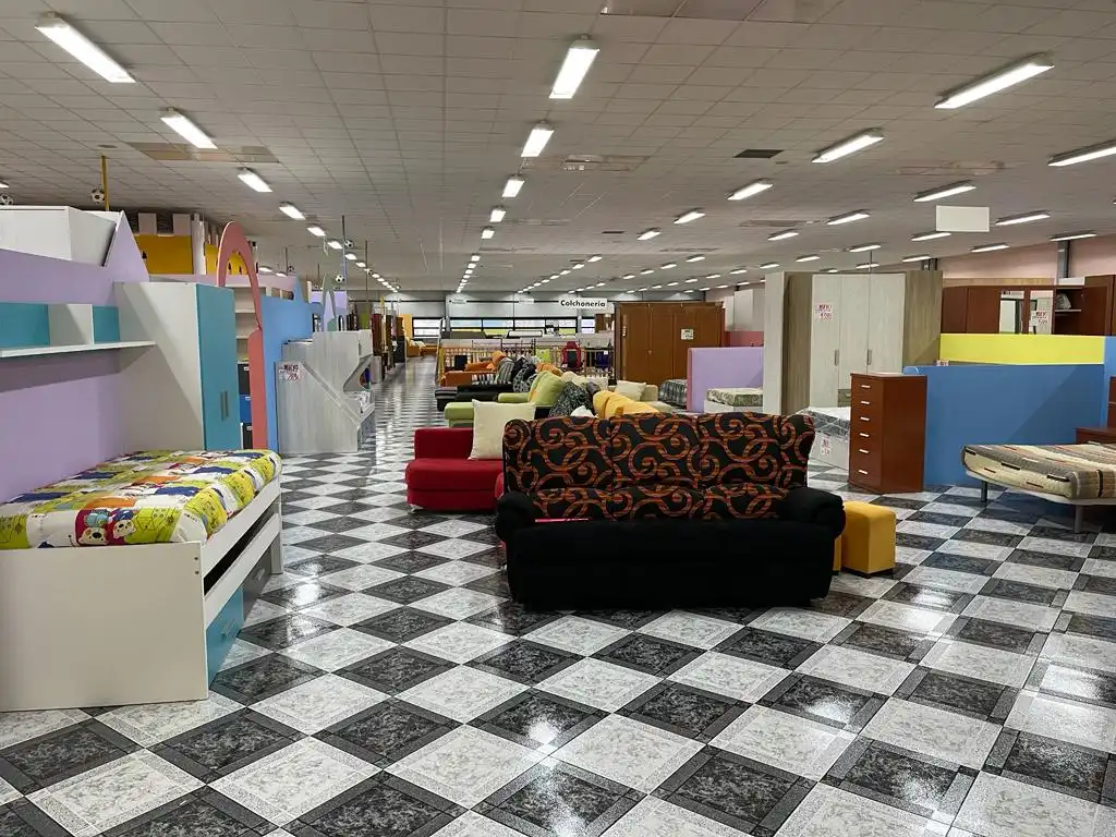 Local de alquiler en Vitoria - Gasteiz con Aire acondicionado, Calefacción y Amueblado