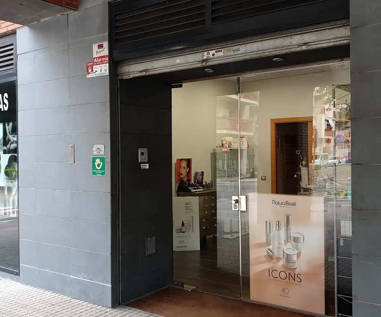 Locale commerciale in cessione a Maçana, imagen 15