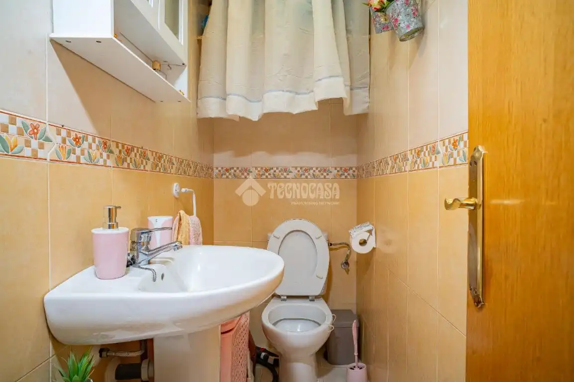 Bathroom of Flat for sale in Salobreña