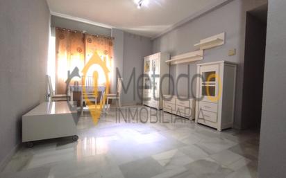 Exterior view of Flat for sale in  Sevilla Capital  with Air Conditioner