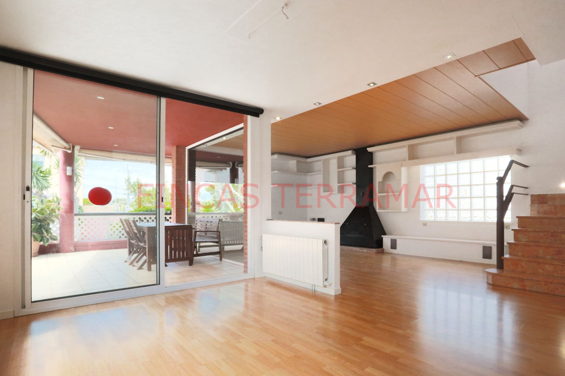 Living room of House or chalet for sale in Cubelles  with Air Conditioner, Heating and Private garden