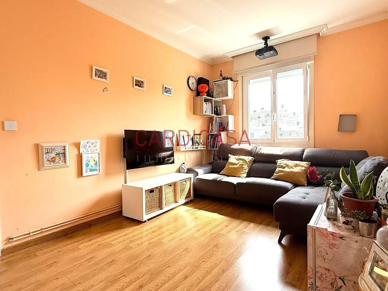 Sala de estar de Piso en venta en Vigo  con Calefacción y Parquet