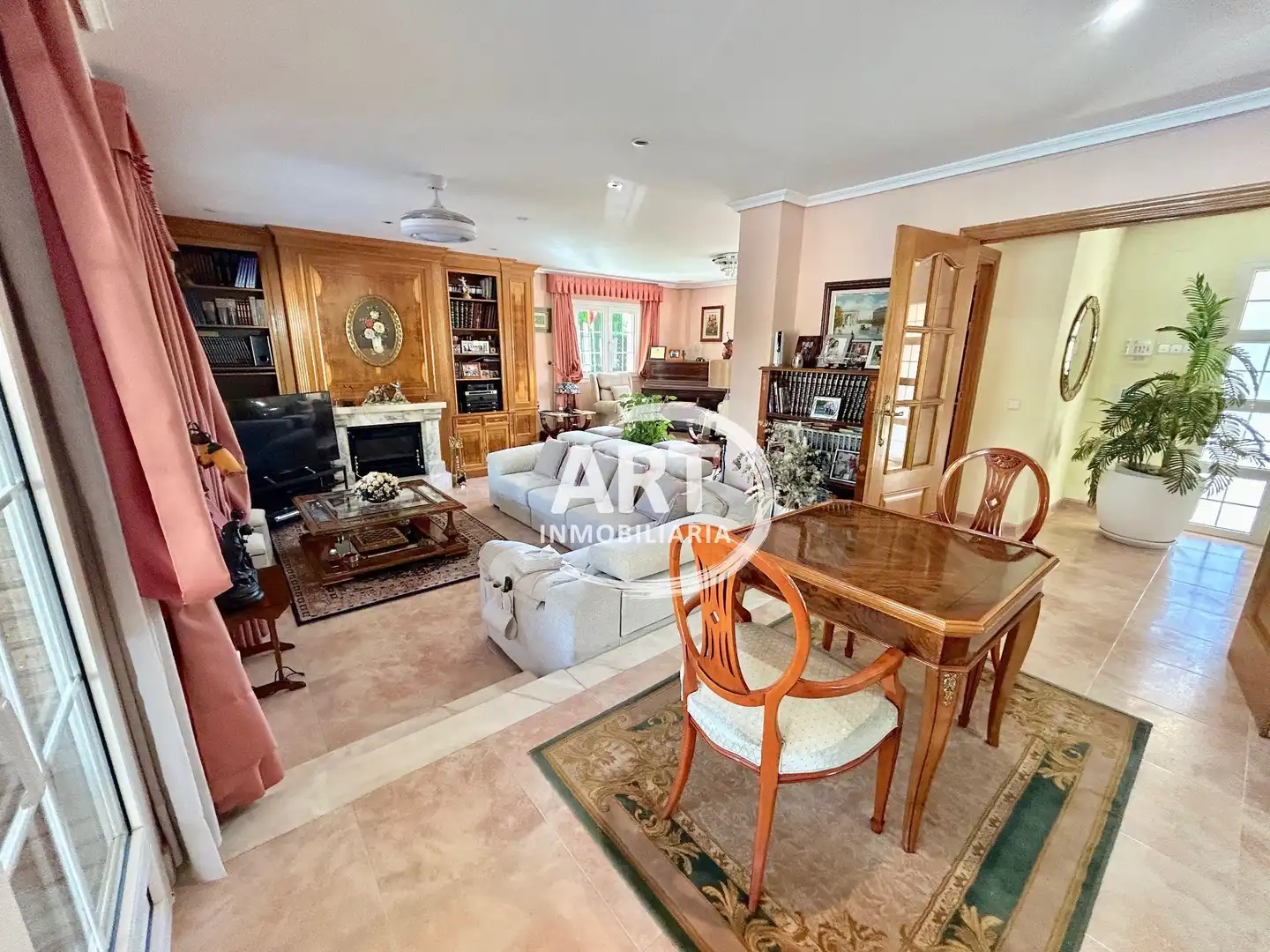 Living room of Houses for sale in L'Eliana  with Air Conditioner, Heating and Private garden