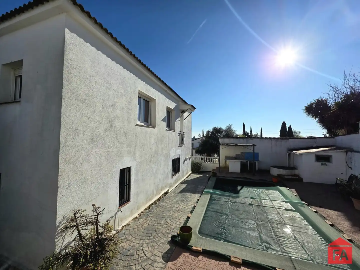 Vista exterior de Casa o xalet en venda en Albinyana amb Calefacció, Terrassa i Traster