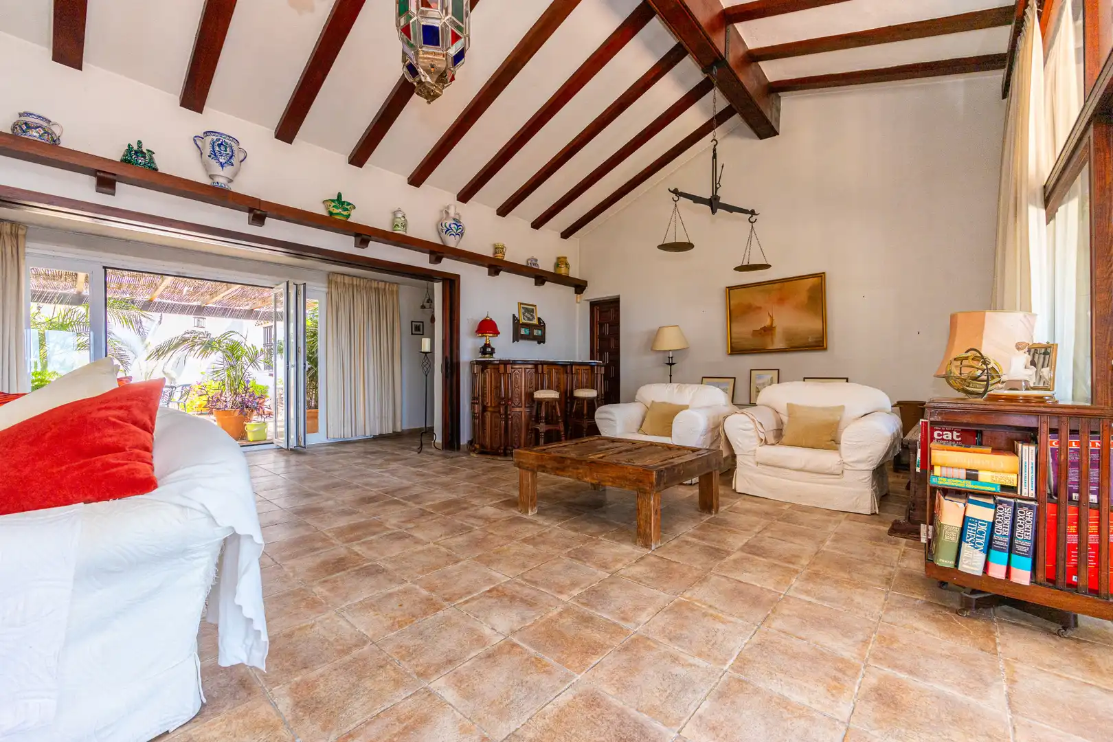 Sala d'estar de Casa o xalet en venda en Mijas amb Aire condicionat, Jardí privat i Terrassa