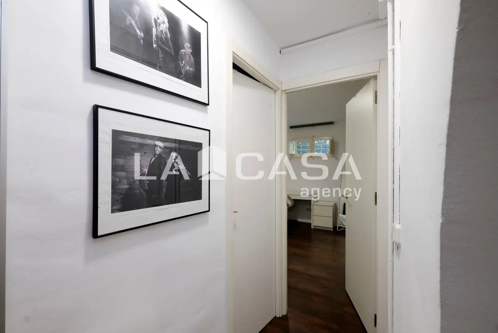 Flat for sale in Barcelona  with Heating