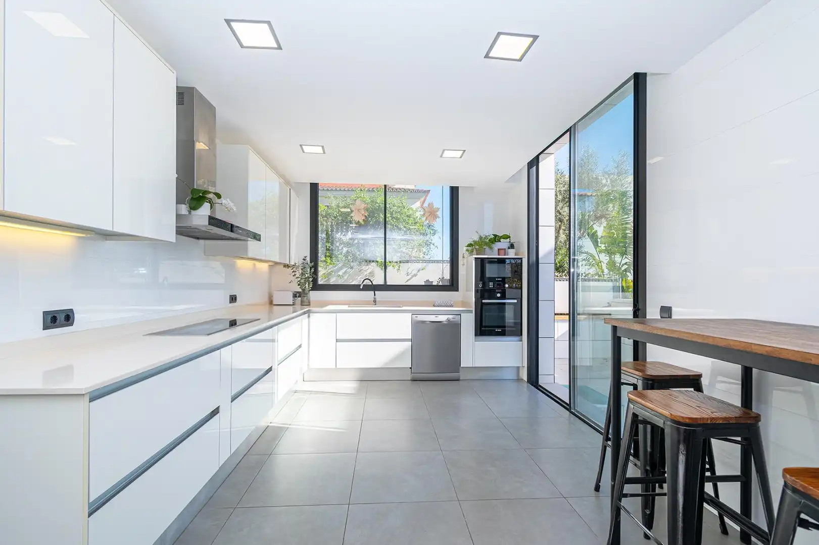 Cuina de Casa o xalet en venda en  Palma de Mallorca amb Aire condicionat, Calefacció i Jardí privat